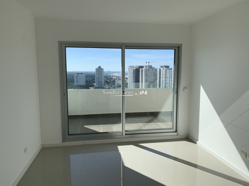 Venta A Estrenar Brava Wind Tower Retasado!!! Con Parrilla!!- Ref: 1464
