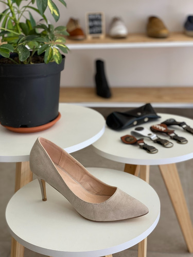 Zapato De Mujer Via Uno Beige Microfibra