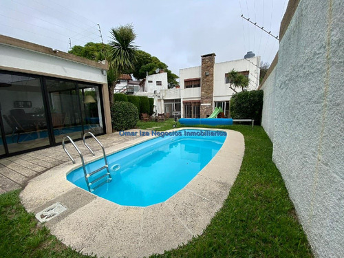 Venta Casa Punta Gorda 4 Dormitorios Fondo Piscina Garaje