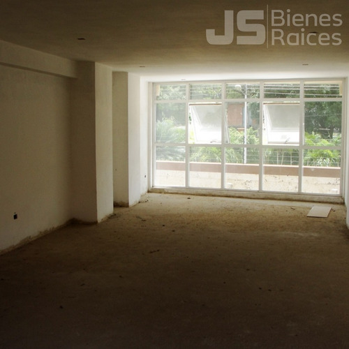 Townhouse En Venta Obra Limpia Urb La Floresta Maracay 06js