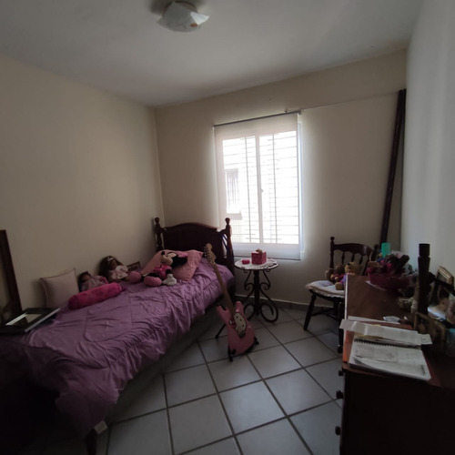 Imagen 7 de 13 de José Colmenares Vende | Penthouse En Res. Paso Real (foa-2155)