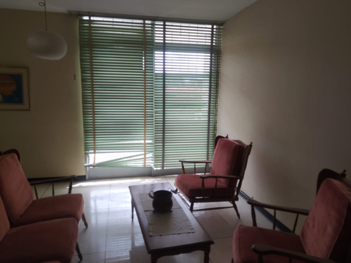 Venta Hermosa Casa En El Marques. Og