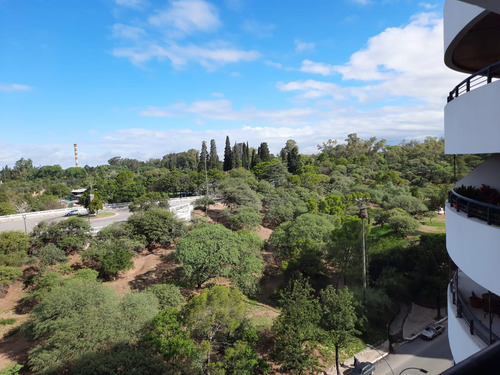 Venta Departamento Categoria 2 Dormitorios Av. Lugones Nueva Cordoba Frente Parque Sarmiento