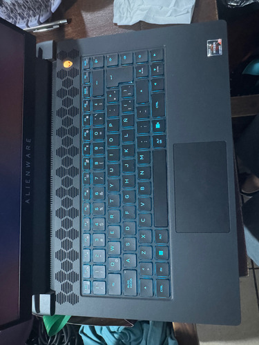 Laptop Alienwere Mr15 R7 Amd Ryzen 9 16ram 1tb Nvidia 3060 (Usado)