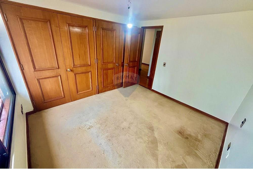Depto En Venta Plaza Las Lilas, 3d Y 3b