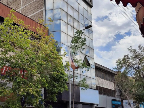 Edificio De 5 Pisos En Arriendo, Alta Visibilidad