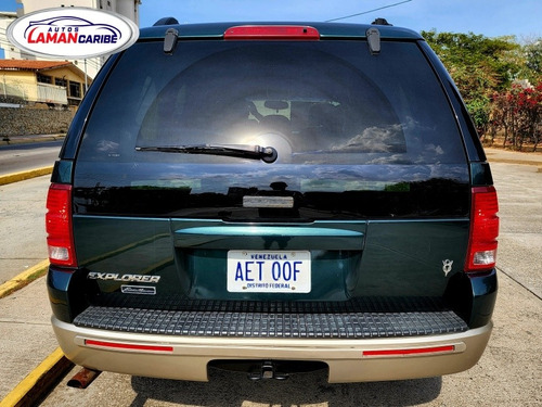 Imagen 4 de 10 de Ford Explorer Eddie Bauer