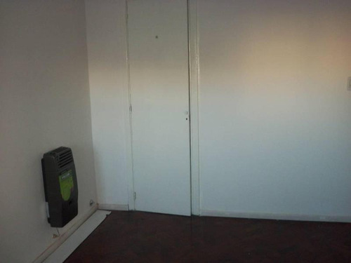 Imagen 3 de 10 de Venta De Casa De 3 Dormitorios En La Plata