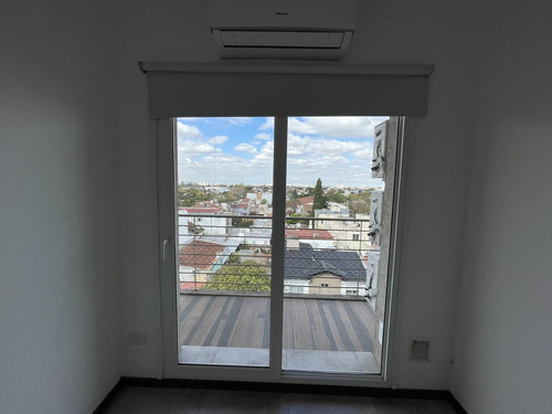 Departamento 3 Ambientes En Florida Con 3 Cocheras Y Baulera - Apto Credito