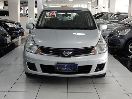 Nissan Tiida S 1.8 2012