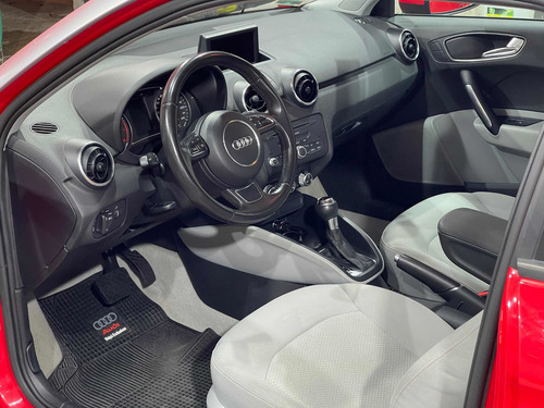 Audi A1 1.4 Ambition Tfsi 122cv Stronic 2011