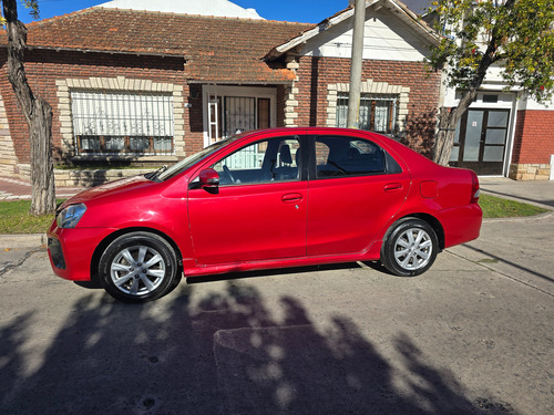 Toyota Etios 1.5 Sedan Xls