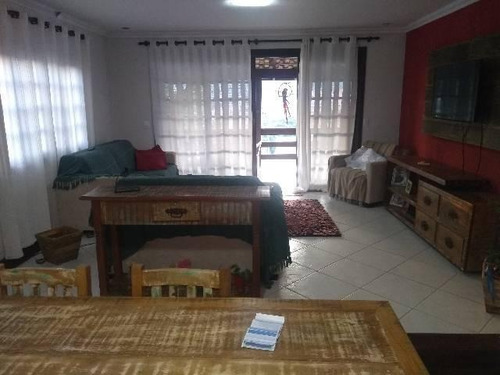 Casa Com 3 Dormitórios À Venda, 245 M² Por R$ 590.000,00 - Serra Grande - Niterói/rj - Ca0812