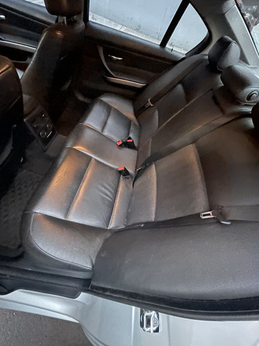 BMW Serie 3 2.5 325ia Progressive At