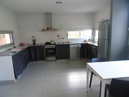 Imagen 10 de 24 de Casa En Venta En City Bell 472 E/ 136 Bis Y 137 Dacal Bienes Raices