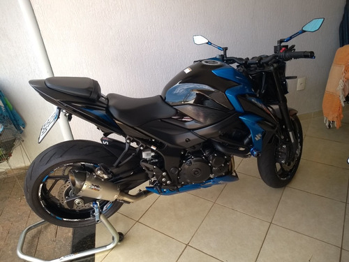 Suzuki Gsx S 750