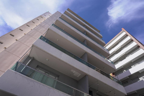 Departamento De 1 Dormitorio Con Terraza Exclusiva En El Centro De Rosario
