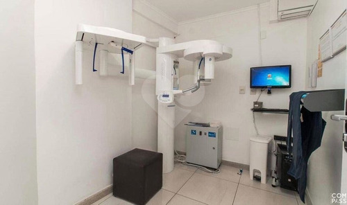 Ótima Sala Comercial Própria Para Clínica No Centro De Porto Alegre - 28-im515966