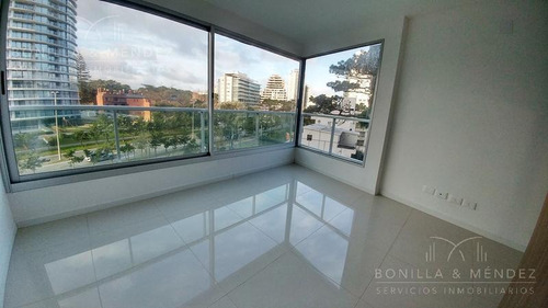 Departamento - Roosevelt, 3 Dormitorios, 2 Baños, A Estrenar!!