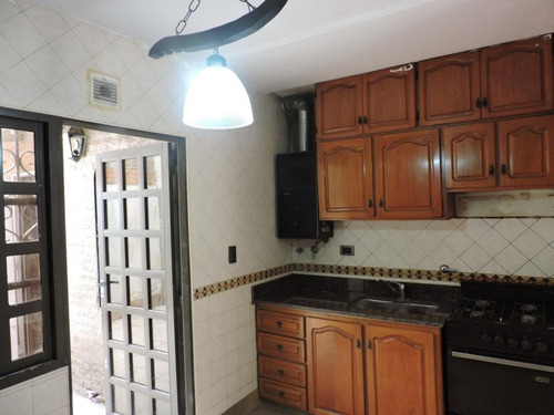Imagen 7 de 12 de Duplex A La Venta, Retasado