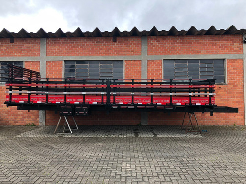Imagem 1 de 3 de Carroceria Paraná 7,50 Mts X 1,00 Mts Chassi Aço P/munck!