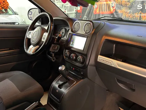 Jeep Compass 2.4 Latitude 4X2 At