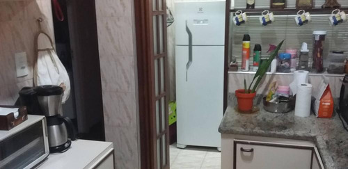 Imagem 14 de 15 de Boqueirão- Apartamento 2 Dormitórios-suite Gar Coletiva-1º Andar-ref 1760 - 1760
