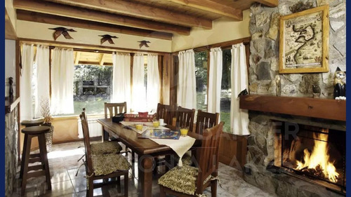 Imagen 8 de 16 de Venta Complejo De Cabañas 872 M2, Terreno 10028m2, Puerto Manzano, Villa La Angostura
