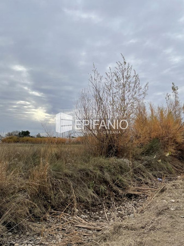 Imagen 4 de 9 de Venta - Lote En Stefenelli - 3300 M2
