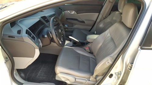 Imagem 8 de 10 de Honda Civic 2014 2.0 Lxr Flex Aut. 4p