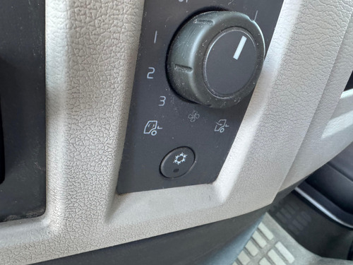 Volvo/ Vm 330 4x2 2018 Cab Leito Ar Condicionado Automatico