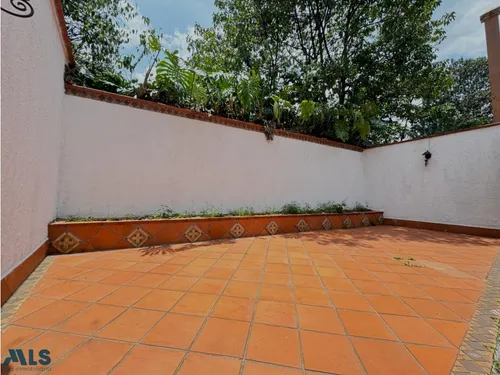 Venta De Casa En Envigado, El Escobero Barte Baja(mls#250854)