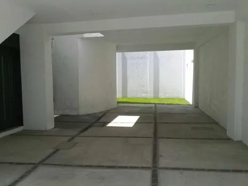Casa Amplia Excelente Ubicación En Metepec