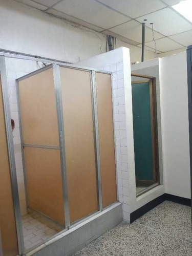 Imagen 20 de 24 de Vendo Local 623 M2 / Chacao 9674