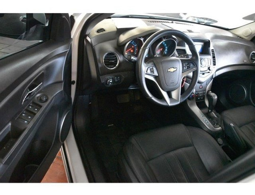 Imagem 8 de 13 de Cruze 1.8 Lt 16v Flex 4p Automático