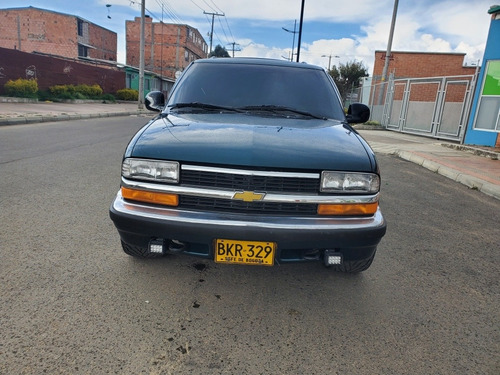 Chevrolet Blazer Camioneta Pasajeros Economica Puestos Campe