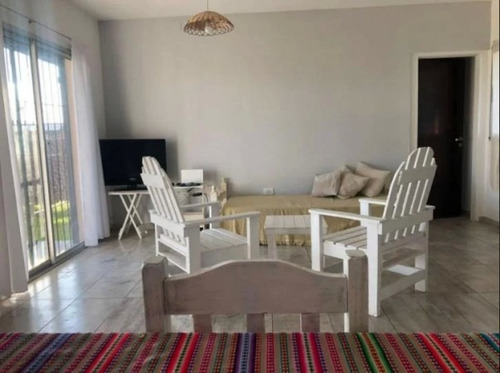 Imagen 7 de 12 de Casa Un Dormitorio Roldan