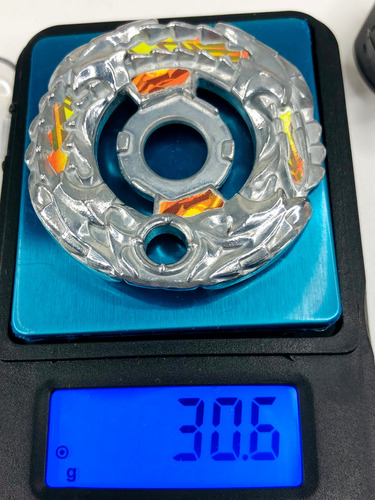 Beyblade Metal :: Shinobi Saramanda Sw145sd - Original (Usado)