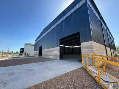 Depósito y galpón en venta