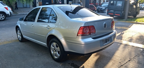 Volkswagen Bora 1.9 Trendline I 100cv 2011