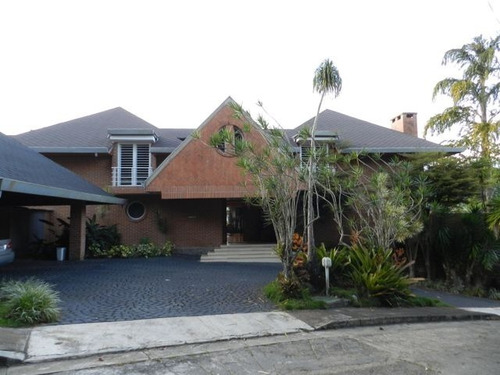 Imagen 1 de 28 de Alta Hatillo Casa En Venta 22-16721 04242091817----04126761534