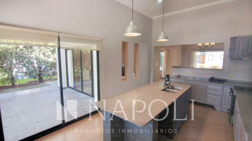 Imagen 5 de 19 de Alquiler Anual De Casa En Una Planta, La Horqueta De Echev.