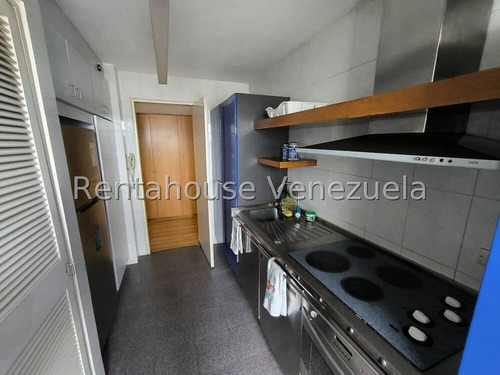 Apartamento En Venta En Altamira 25-5491 Yf