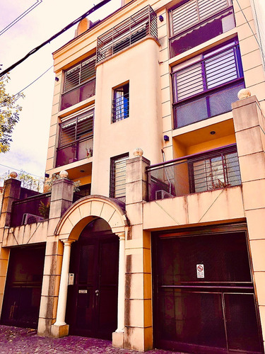 3 Ambientes Venta Total Superficie 116m2 , Terraza 46 M2, Cochera Fija Cubierta Amenities : Piscina , Solárium, Sum , Parrilla Vestidor , Cocina Y Baño