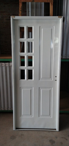Imagen 2 de 6 de Puerta Exterior Chapa Simple 80 Con Postigo 1/4 Vidrio