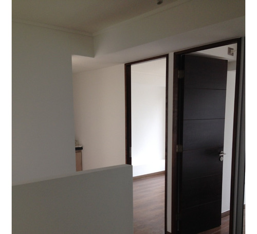 Prov. Oficina 2 Privados 1 Baño Sector Mt M. Montt