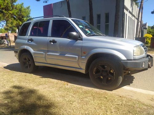 Suzuki Grand Vitara 2.0 