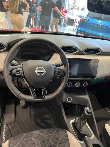 Nissan Magnite EXCLUSIVE TM