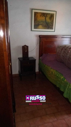 Venta Casa Quinta 6 Ambientes Barrio 20 De Junio