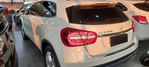 Mercedes-Benz Classe GLA 1.6 Advance Turbo Flex 5p